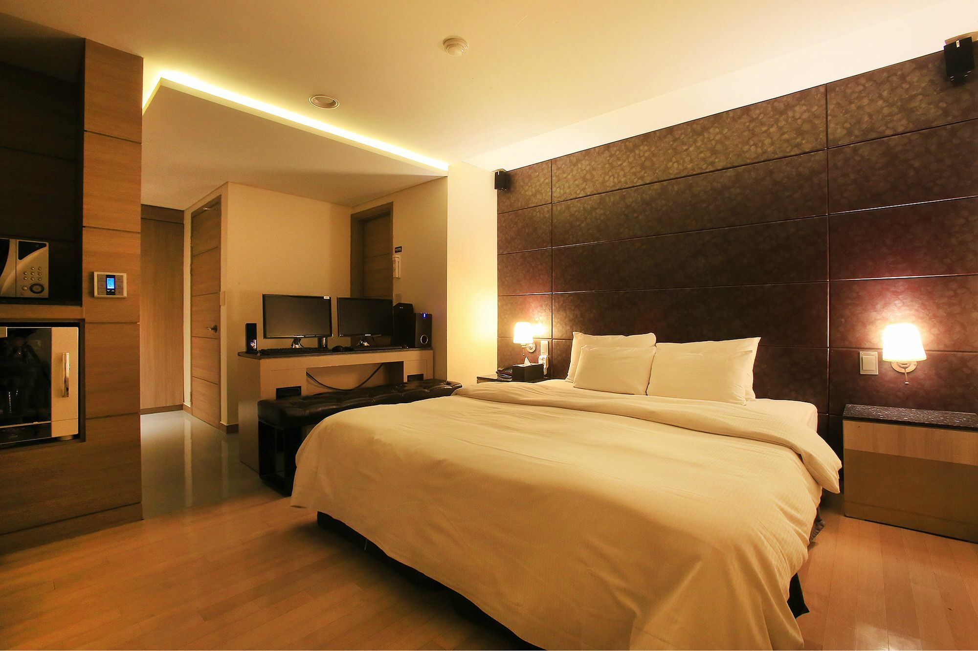 Tara Hotel Seul Zewnętrze zdjęcie