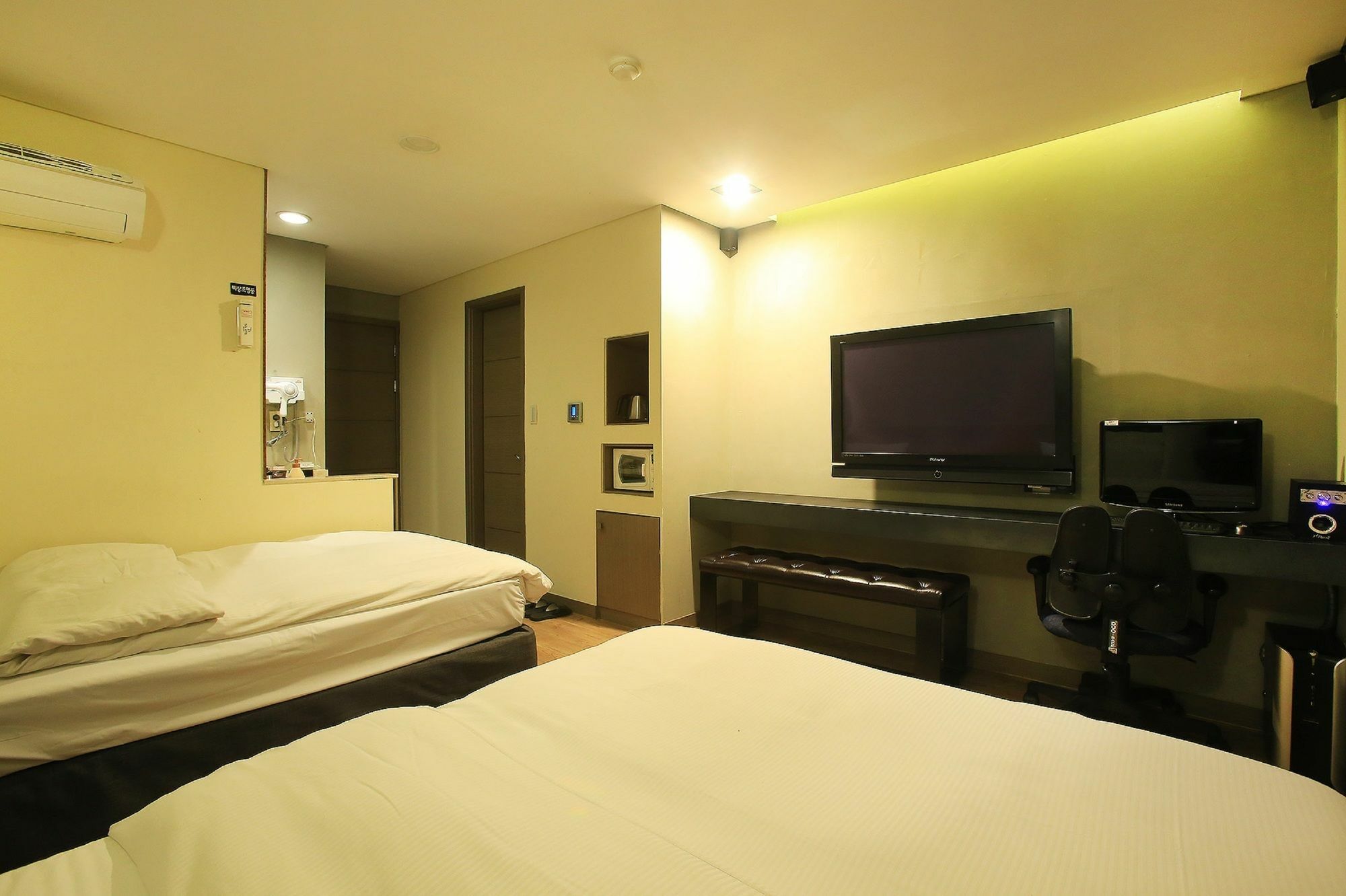 Tara Hotel Seul Zewnętrze zdjęcie